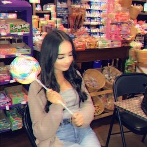 Meet your Posher, Vanessa